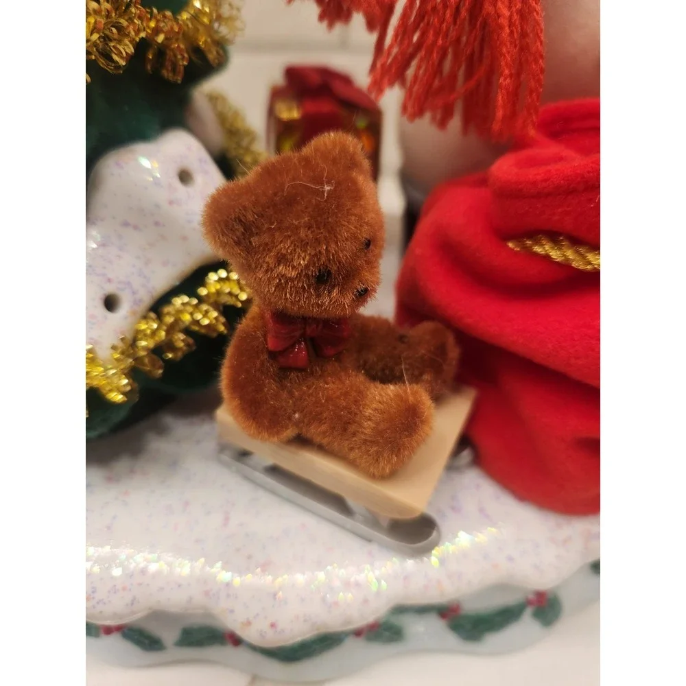 Avon A Wonderful Countdown to Christmas Talking Lighted Snowman Advent Tree-READ